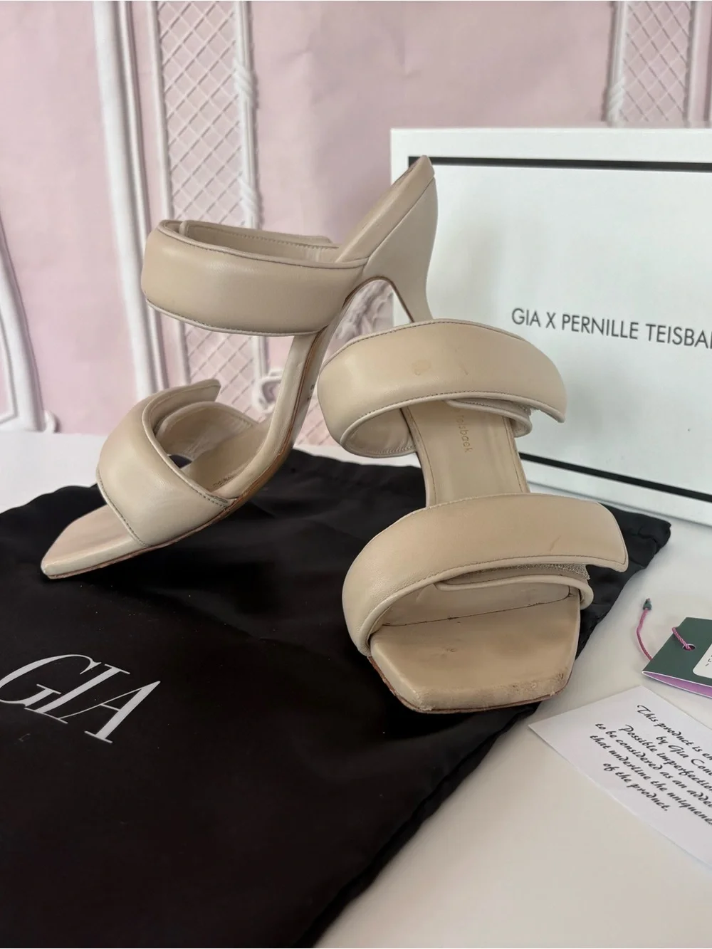 Women's Beige Leather Sandals